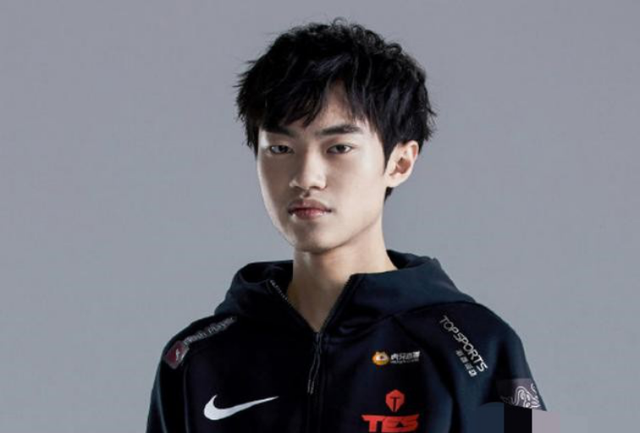 外线持球人 外线持球人